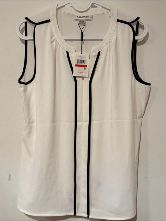 Calvin Klein Tops - Calvin Klein White Sleeveless Top with Black Piping XS